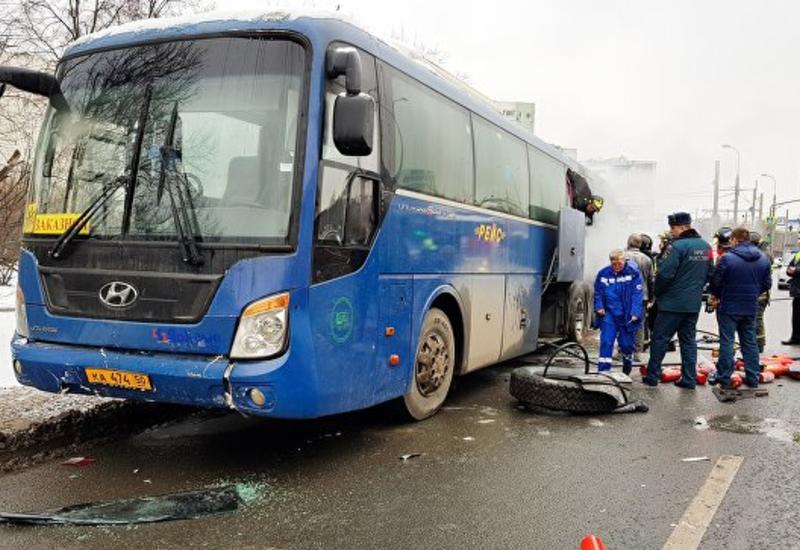 В Москве загорелся автобус со школьниками