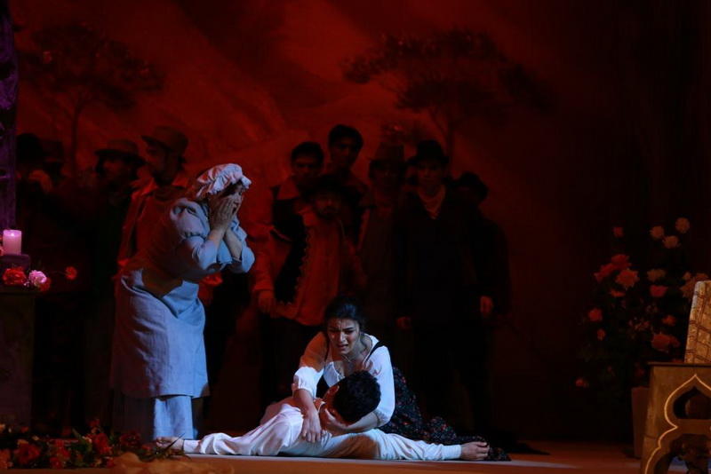Честь и бесчестие: блестящая премьера в Театре оперы и балета