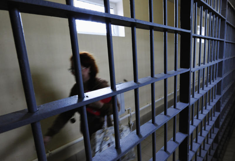 Французские заключенные сбежали из тюрьмы по связанным простыням