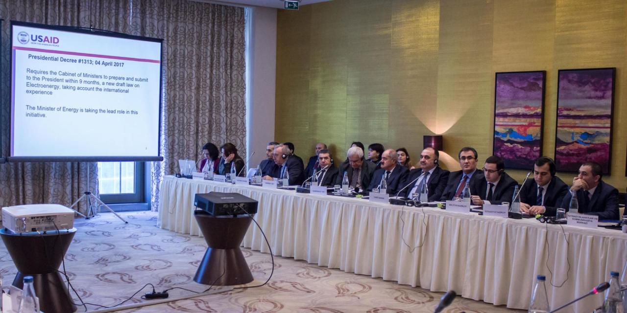 Азербайджан и США обсудили новый законопроект в сфере энергетики