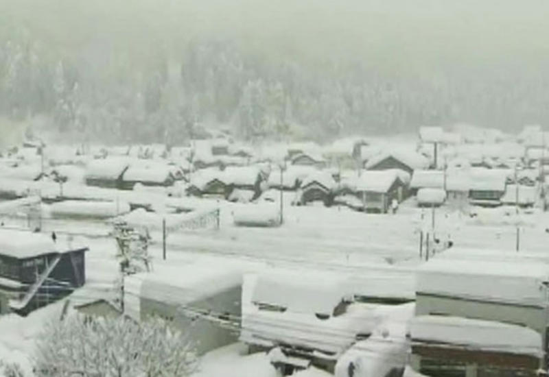 Сильные снегопады в Японии, пострадали десятки человек