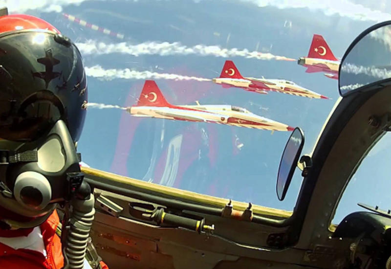 Турецкий пилот в Африне за 30 секунд сделал невозможное - Мир в ШОКЕ