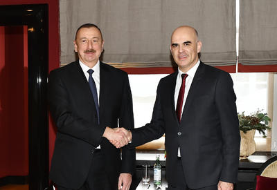 Президент Ильхам Алиев встретился в Давосе с президентом Швейцарии - ФОТО