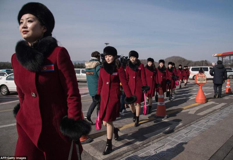 «Армия чирлидерш» из Северной Кореи прибыла на зимние Олимпийские игры
