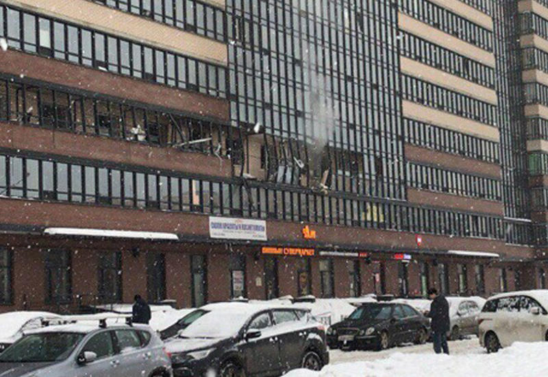 В Санкт-Петербурге в многоэтажке произошел взрыв