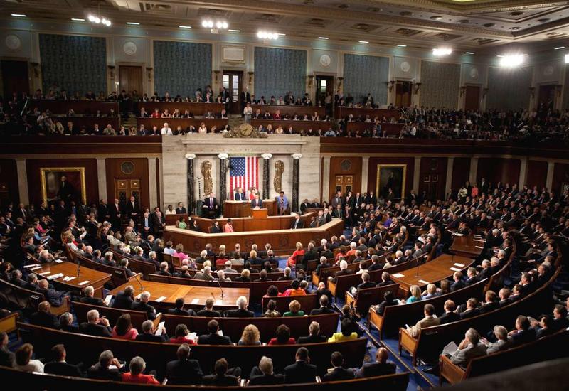 Сенат США принял законопроект по бюджету