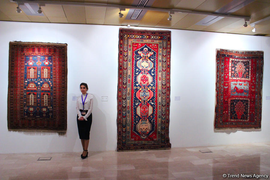 В Баку отметили Новый год по китайскому календарю ковровым искусством