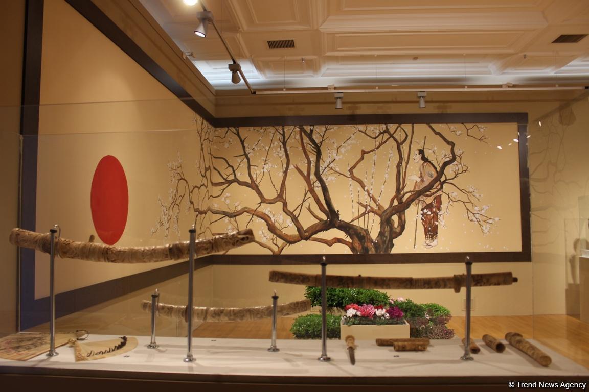 В Баку открылась выставка «Искусство Японии из коллекции Азербайджанского национального музея искусств»