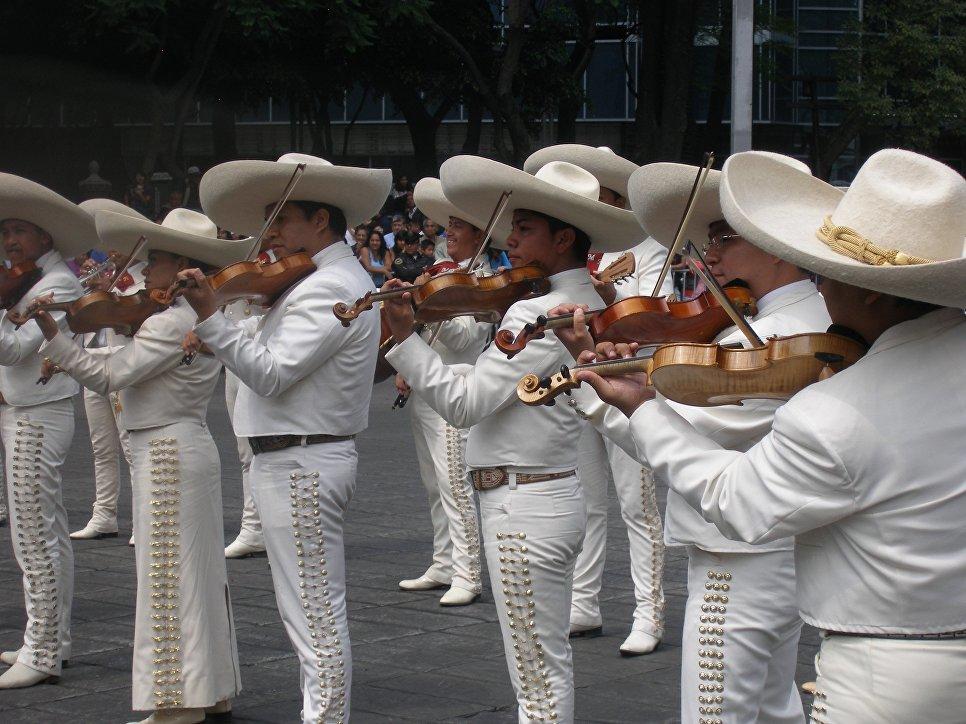 Mariachi Tits