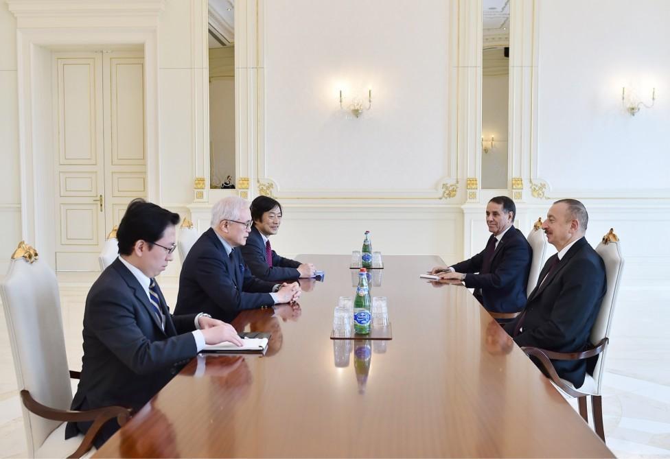 Президент Ильхам Алиев принял советника премьера Японии по вопросам внешней политики