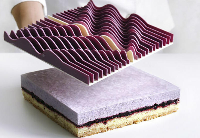 Сладкая геометрия: девушка-архитектор из Украины печет торты с помощью 3D-принтера