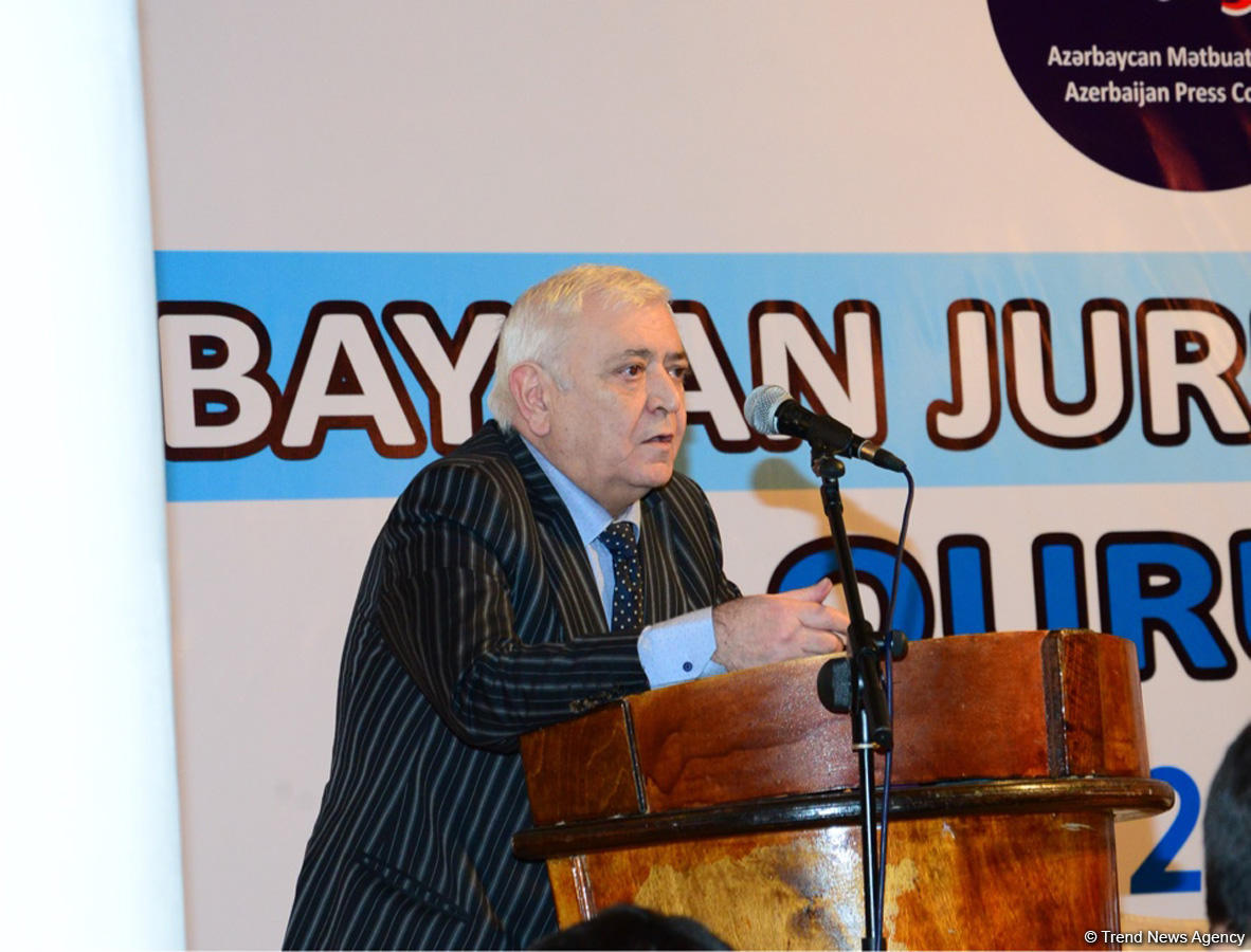 В Баку прошел VII съезд азербайджанских журналистов