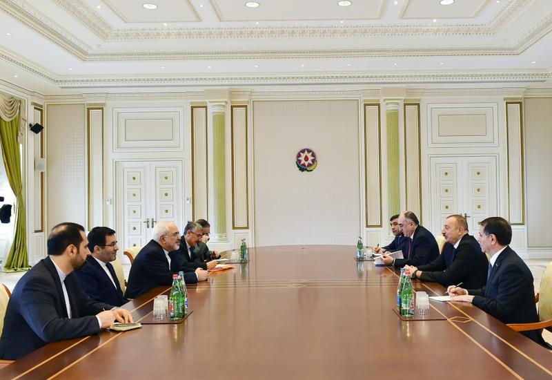 Президент Ильхам Алиев принял главу МИД Ирана