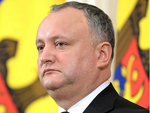 Додон заявил, что лидирует на голосовании внутри Молдовы