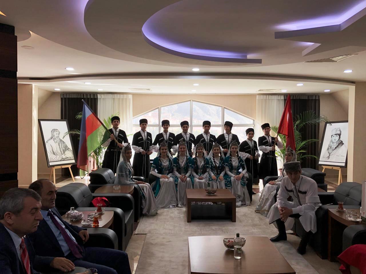 Азербайджанский ансамбль "Одлар Юрду " из Красноярска отметил Новруз в Турции