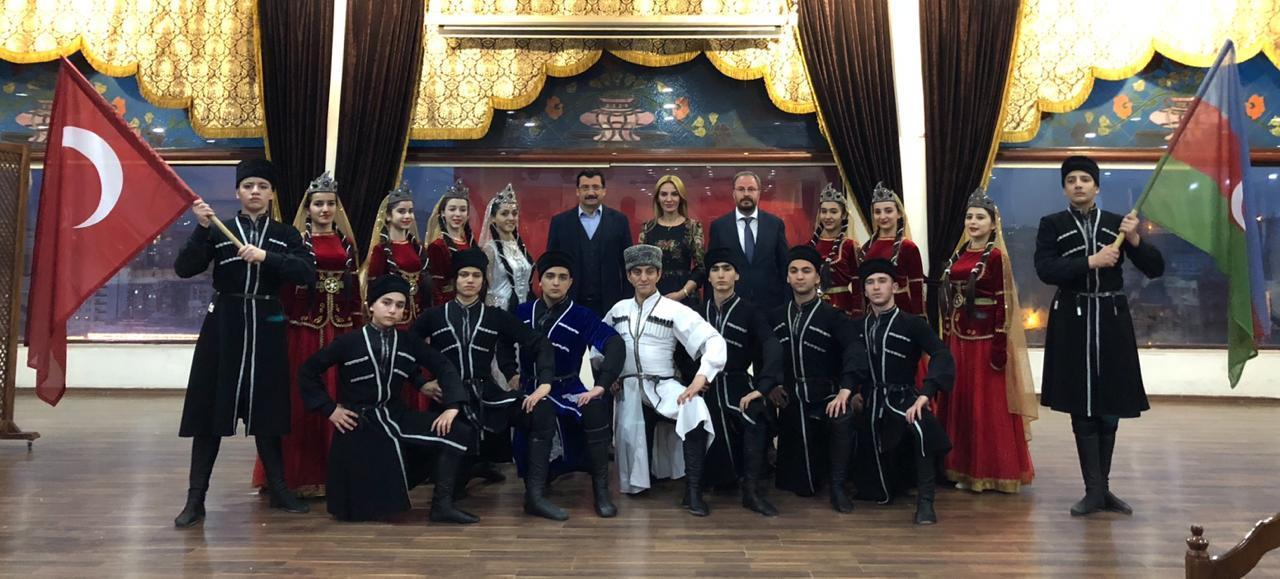 Азербайджанский ансамбль "Одлар Юрду " из Красноярска отметил Новруз в Турции