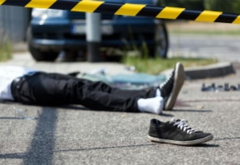Ужасное ДТП в Гяндже, автомобиль сбил студента