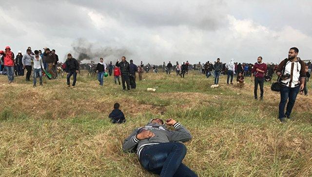 На границе Газы погибли 14 палестинцев, свыше тысячи получили ранения