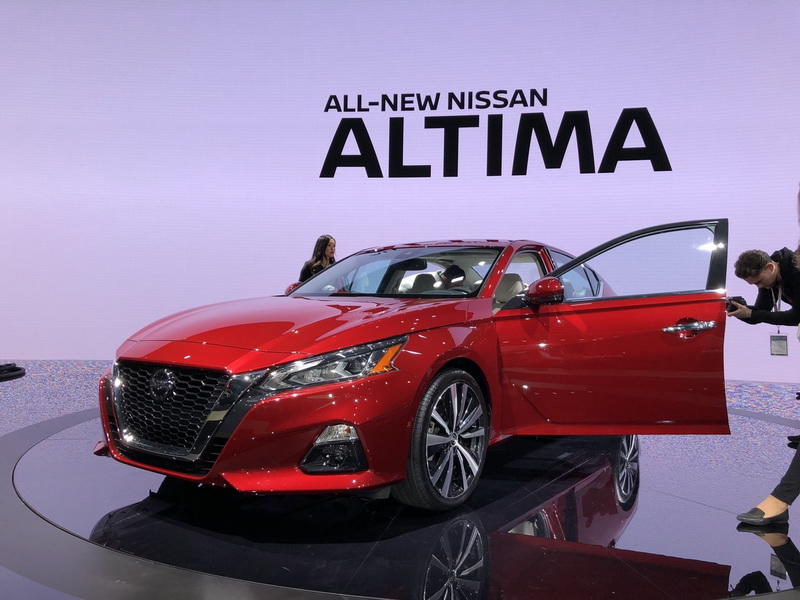 китайский конкурент камри. форд мондео киа церато. Kia stinger vs camry. Malibu 2. Gac седан 2019.