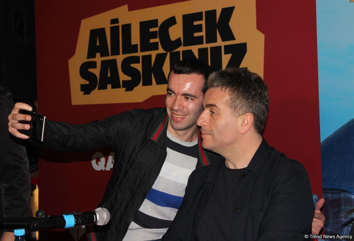 ÐÐ¶Ð¸Ð¾ÑÐ°Ð¶ Ð²Ð¾ÐºÑÑÐ³ Ð·Ð²ÐµÐ·Ð´ ÑÑÑÐµÑÐºÐ¾Ð³Ð¾ ÐºÐ¸Ð½Ð¾: Ð³Ð°Ð»Ð°-Ð²ÐµÑÐµÑ ÑÐ¸Ð»ÑÐ¼Ð° "Ailecek ÅaÅkÄ±nÄ±z" Ð² ÐÐ°ÐºÑ - Ð¤ÐÐ¢Ð