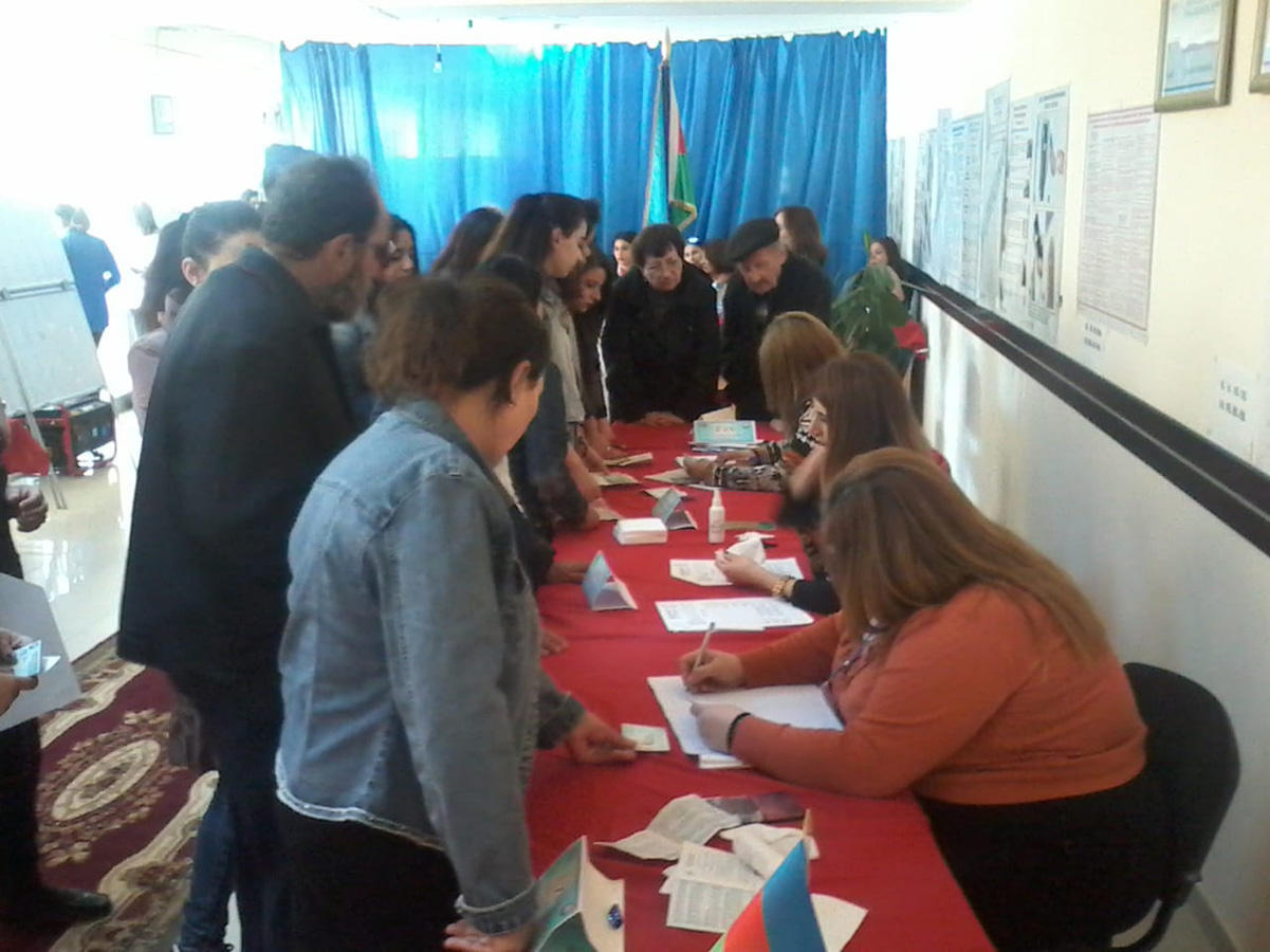 Международный фонд: Президентские выборы в Азербайджане прошли в мирных и спокойных условиях