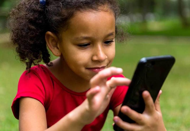 Тысячи Android-приложений следят за детьми без разрешения