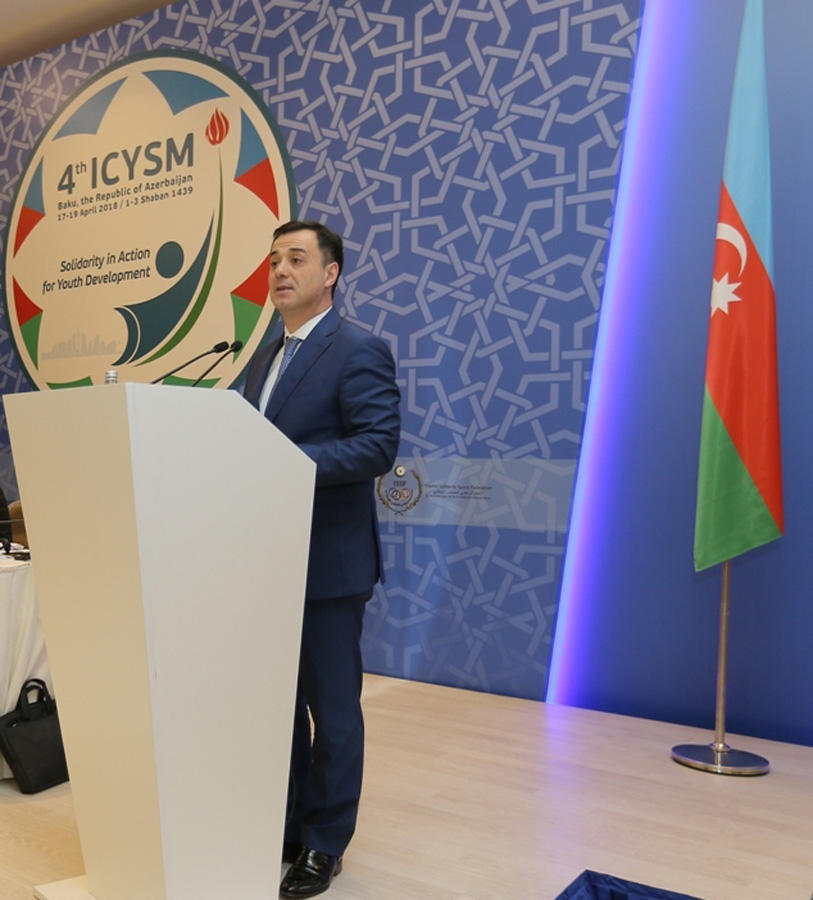 В Баку проходит конференция министров молодежи и спорта стран ОИС