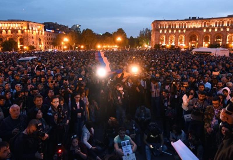 Народ Армении должен продолжить акции протеста для избавления от преступного режима Саргсяна