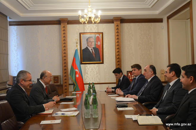 Эльмар Мамедъяров на переговорах с гендиректором МАГАТЭ