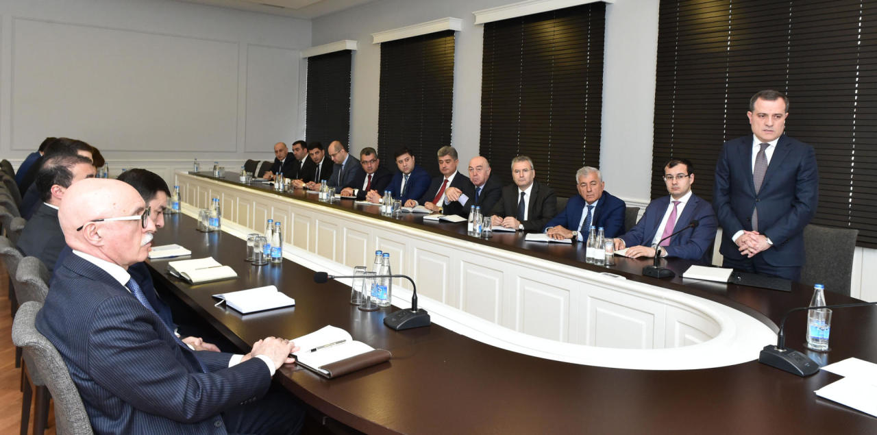 Новый министр образования Азербайджана представлен коллективу