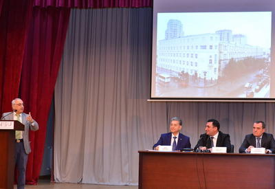 Президенту НАНА вручили диплом почетного профессора Университета нефти и промышленности <span class="color_red">- ФОТО</span>