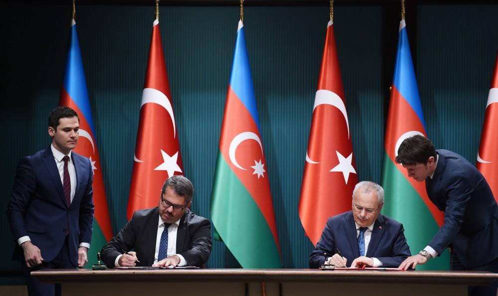 Президенты Азербайджана и Турции выступили с заявлениями для печати