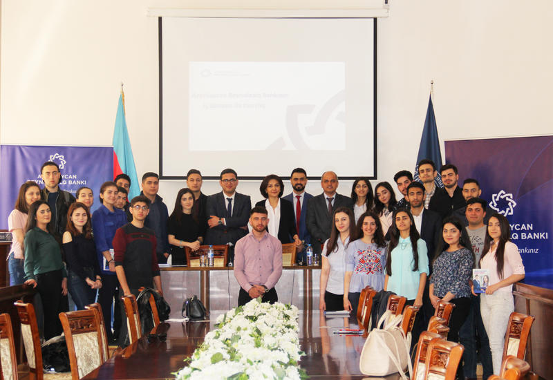 Международный Банк Азербайджана провел день карьеры в UNEC