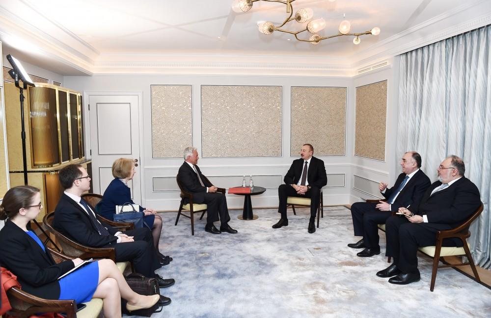 Президент Ильхам Алиев встретился в Лондоне с британскими министрами торговли и поощрения экспорта, а также по вопросам Европы и Америки