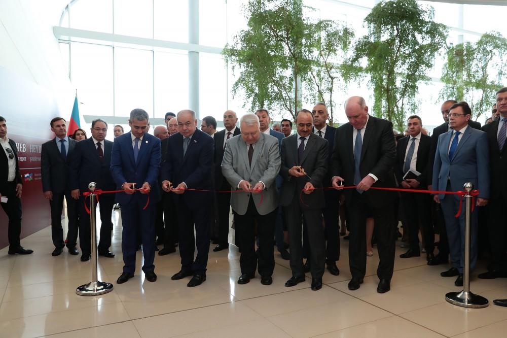 В Центре Гейдара Алиева состоялось торжественное открытие российско-азербайджанской выставки "Гейдар Алиев: Личность, миссия, наследие"