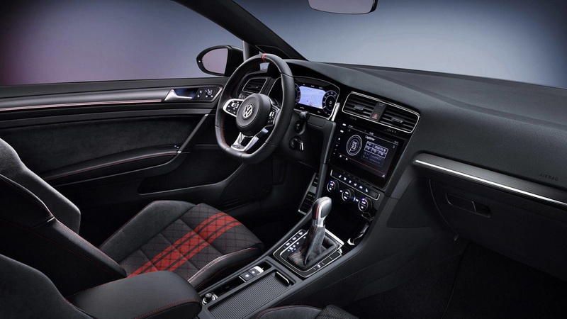 Volkswagen представил самую быструю версию Golf GTI