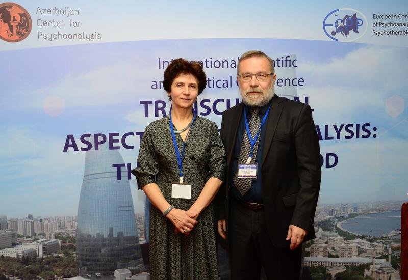Российские психоаналитики Владимир и Ирина Шлыковы: Психоаналитическая конференция в Баку организована на высоком уровне