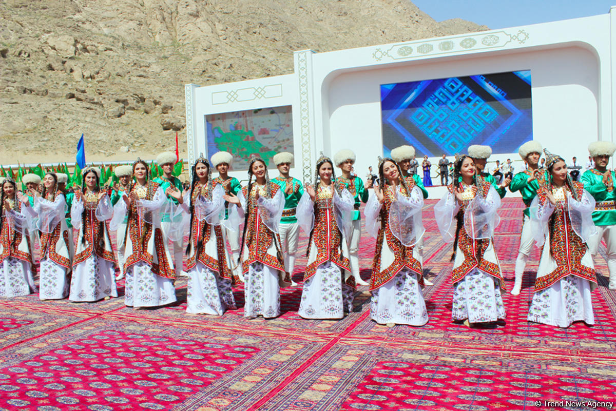 Путешествие азербайджанца в край поющих волн Туркменистана – оазис Аваза