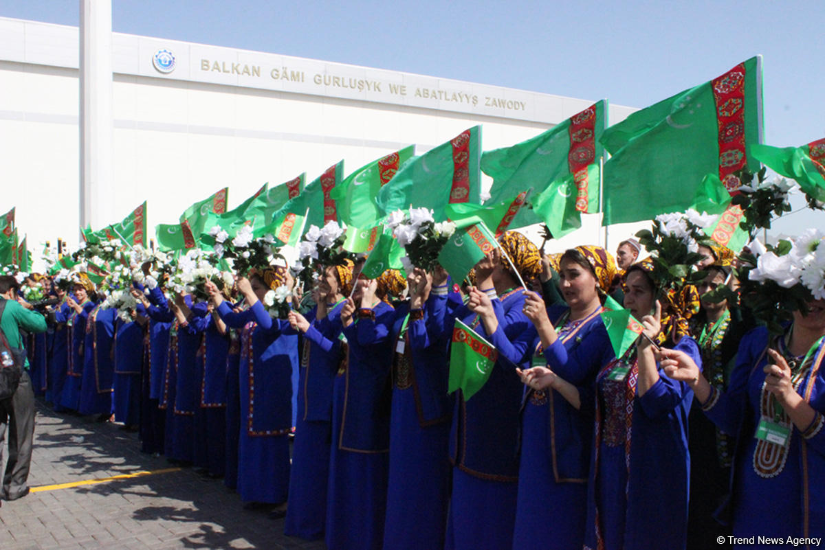 Путешествие азербайджанца в край поющих волн Туркменистана – оазис Аваза