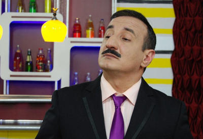 Azərbaycanlı aktyor: "Tarkan kimi üstümə axışmasalar da, məşhurluğum mənə mane olur"