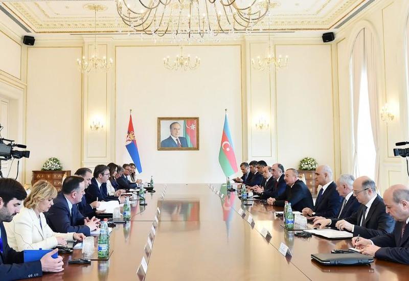 Президент Ильхам Алиев: В будущем Азербайджан и Сербия могут еще активнее сотрудничать в энергетической, транспортной сферах