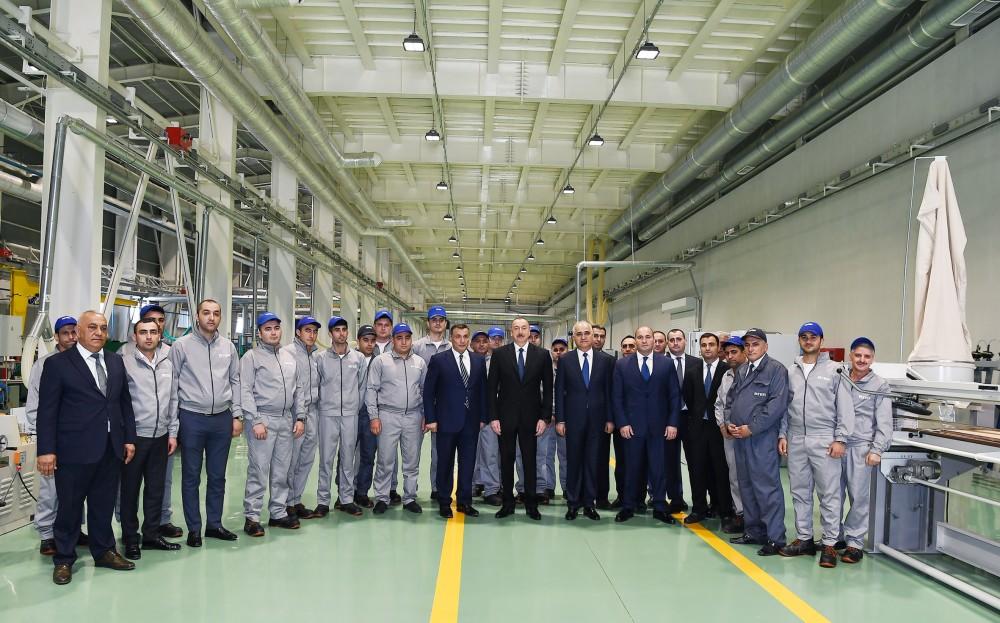 Президент Ильхам Алиев принял участие в открытии завода высоковольтного оборудования в Баку