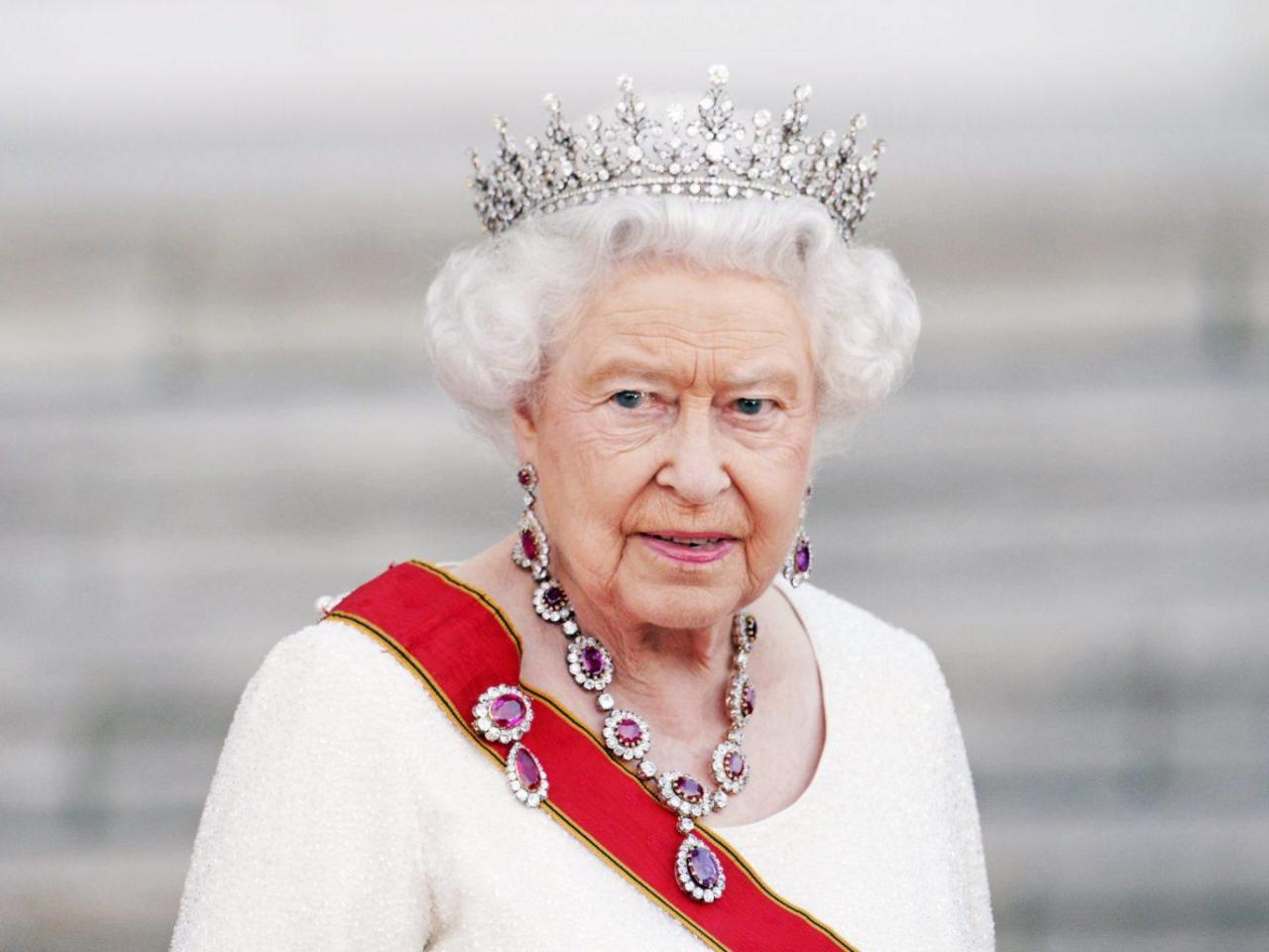 Правила британской короны, которые не может нарушить даже королева