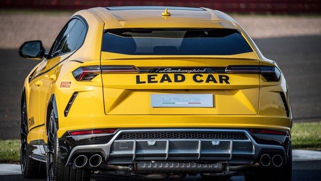 Lamborghini показала "гоночный" внедорожник Urus