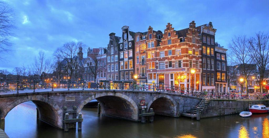 Мэрия Амстердама помогает жителям худеть