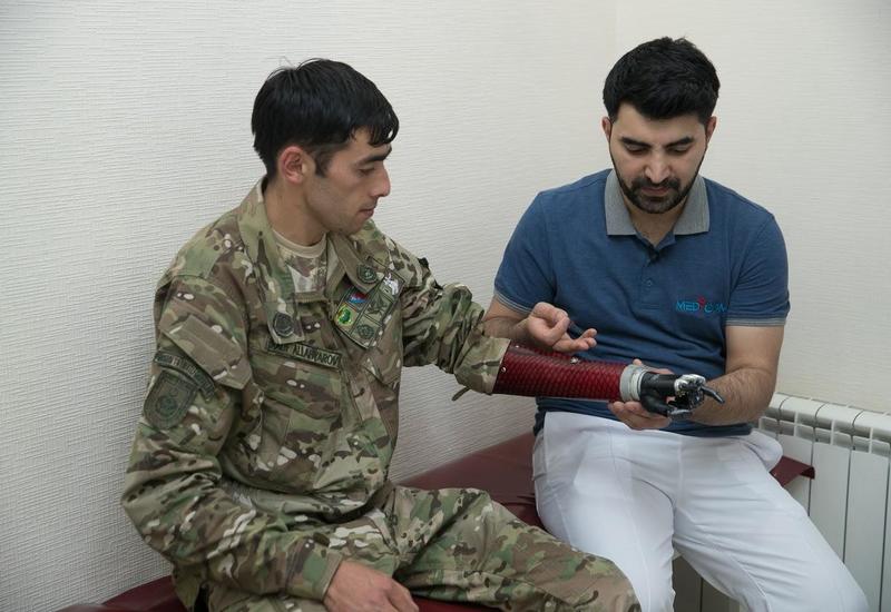 При поддержке Фонда Гейдара Алиева группа инвалидов Карабахской войны обеспечена высокотехнологичными протезами <span class="color_red">- ФОТО - ВИДЕО</span>