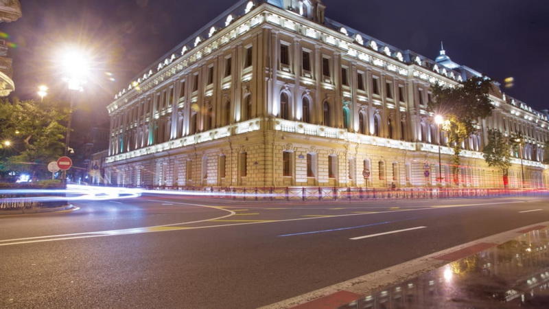CNN рассказал о завораживающей архитектуре Баку