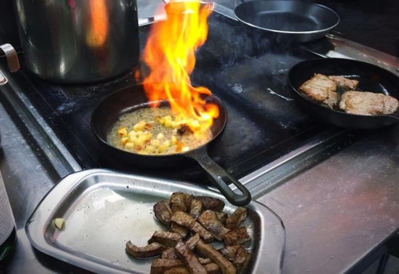 Продукты, от которых лучше отказаться в жару