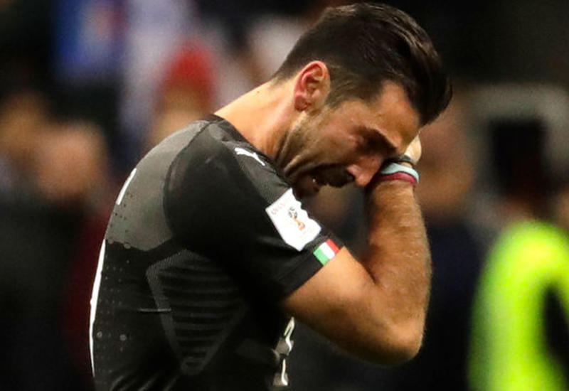 Легендарный голкипер «Баварии» раскритиковал футболистов за слезы