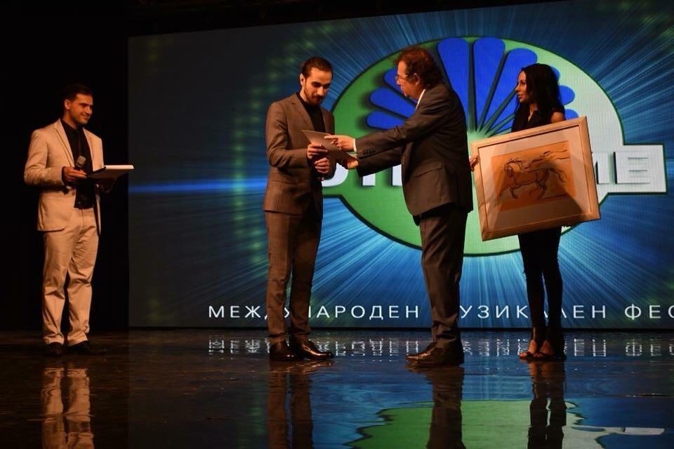 Азербайджанский певец отмечен международным призом Discovery Болгарии